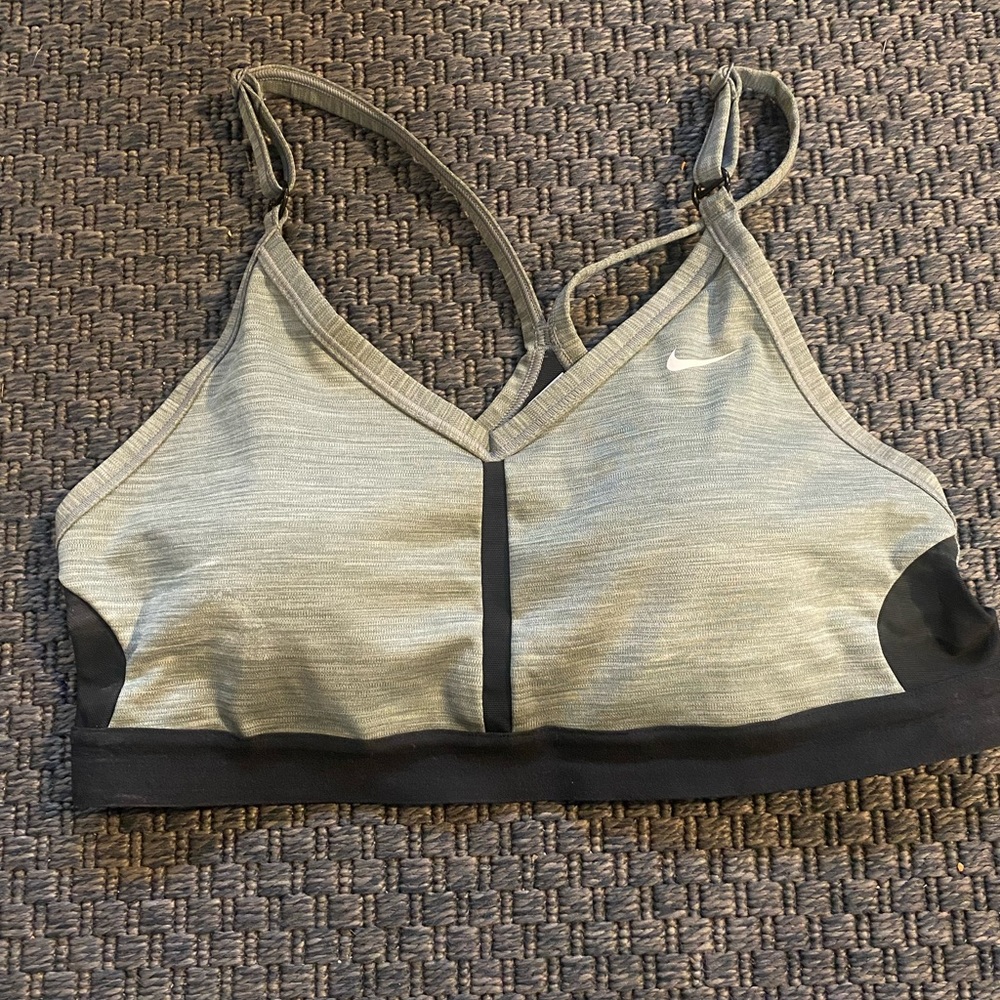 Nike Size Large Sports Bra